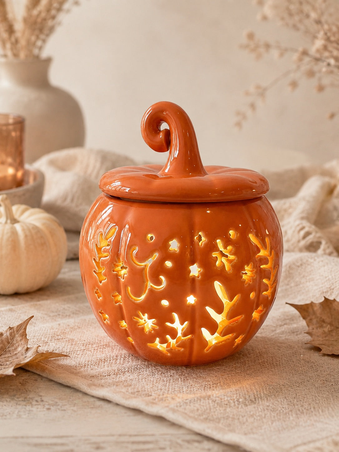 Quemador de wax melts Calabaza Naranja de cerámica, vista frontal de Casa Calma