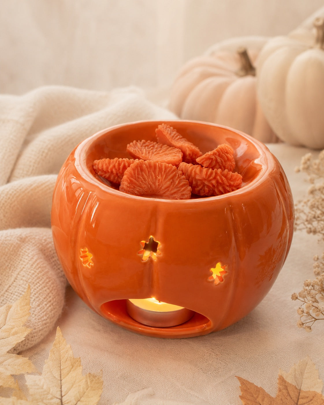 Quemador de wax melts Calabaza Naranja de cerámica, vista trasera de Casa Calma