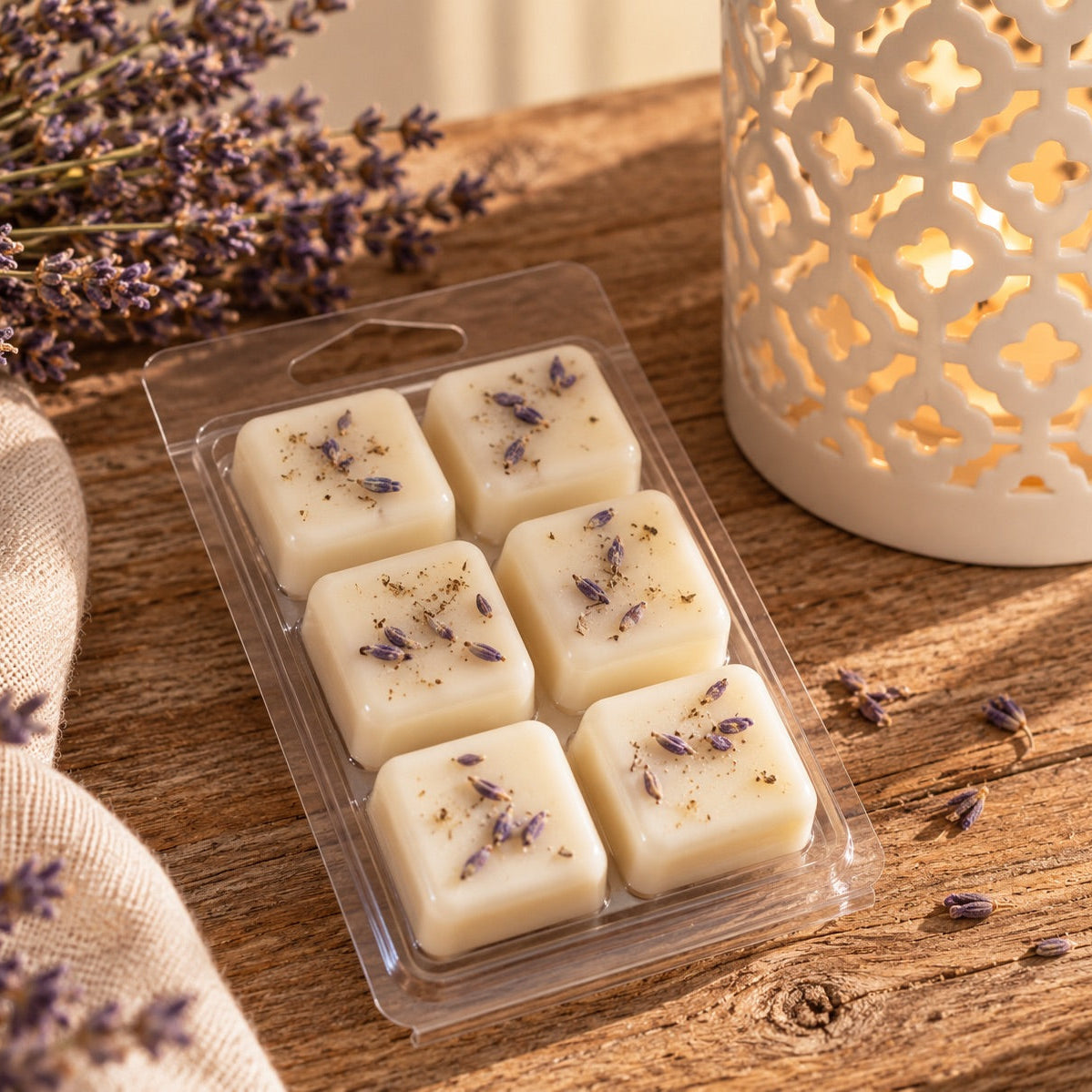 Tableta de wax melts de lavanda Casa Calma, cera de soja para quemador, vista frontal