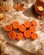 Piezas de wax melts con forma de calabaza de cera de soja artesanal de Casa Calma